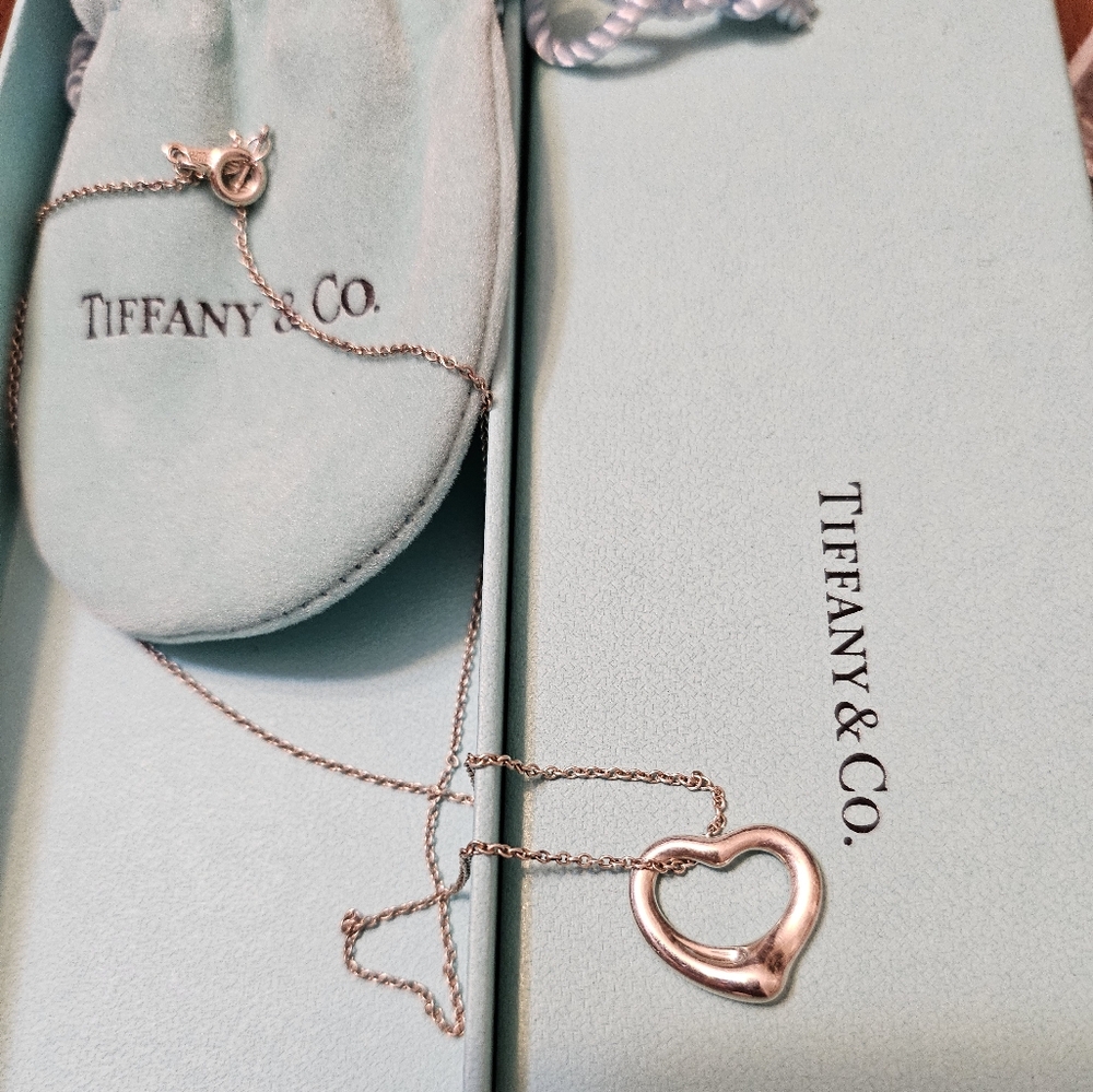 Authentic Tiffany & Co. Elsa Peretti open heart necklace